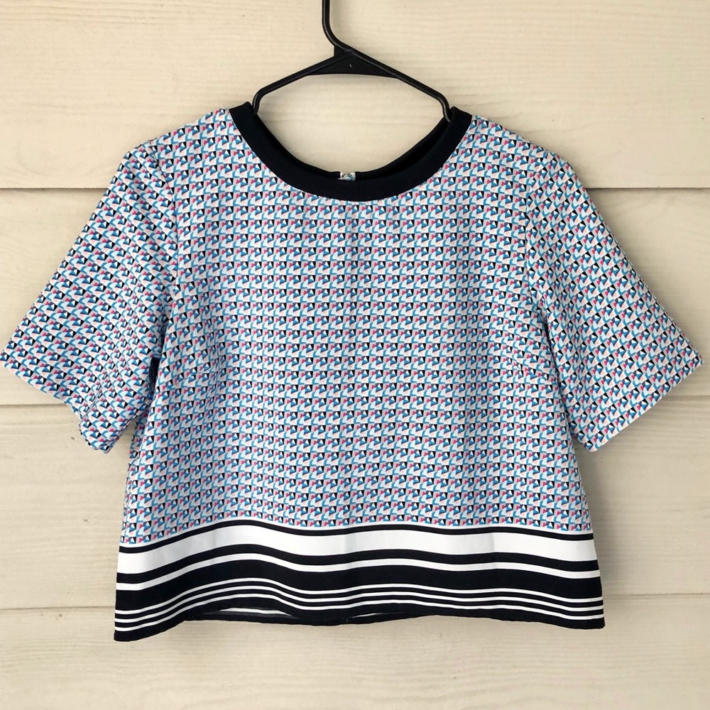 Forever21 Contemporary Geometric Pattern Top!